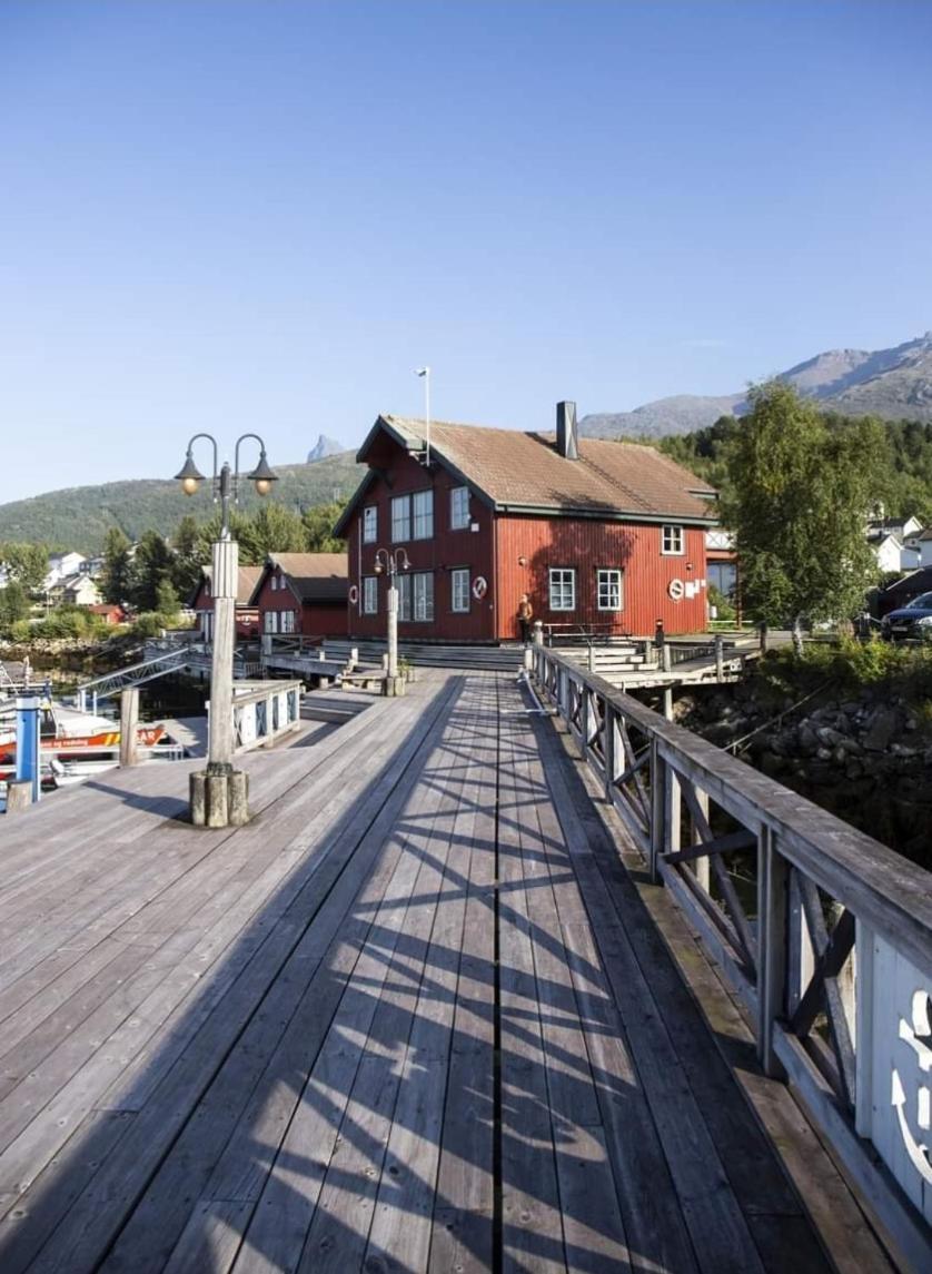 Koselig Leilighet I Narvik Sentrum 5 Soveplasser Gratis Parkering Og Gratis Internett Exteriör bild