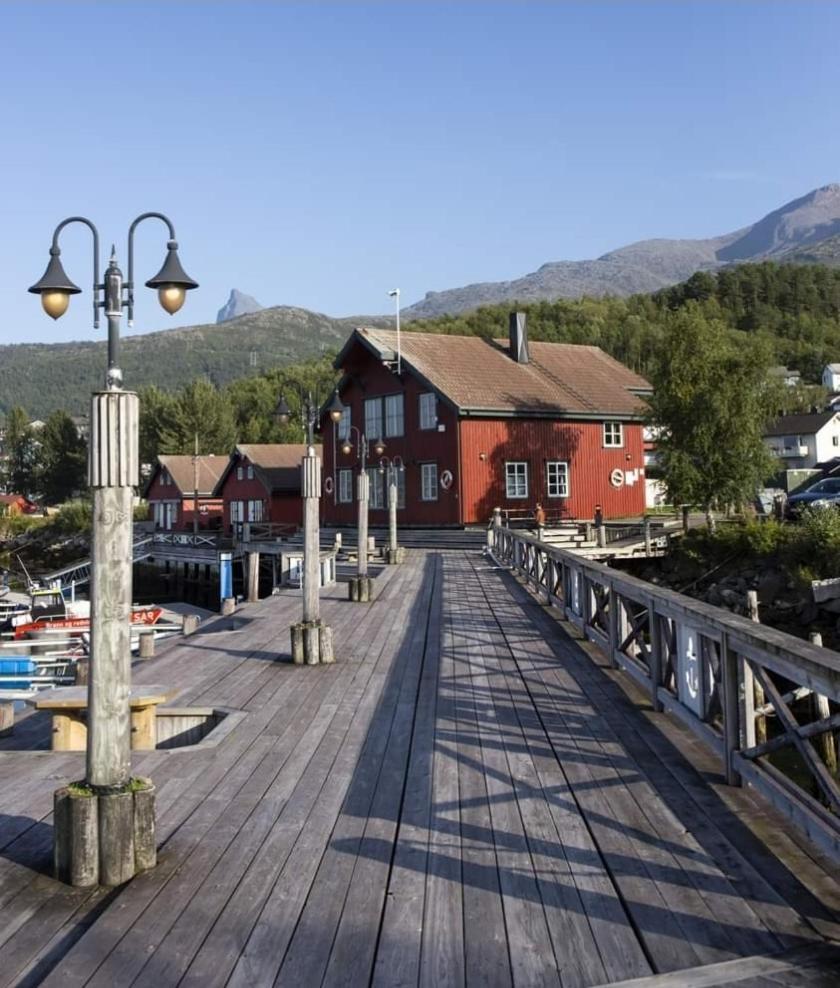 Koselig Leilighet I Narvik Sentrum 5 Soveplasser Gratis Parkering Og Gratis Internett Exteriör bild